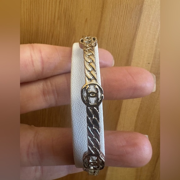 CHANEL Silver Tone Crystal-Accented Women's Watch with Matching Bracelet - Picture 13 of 17